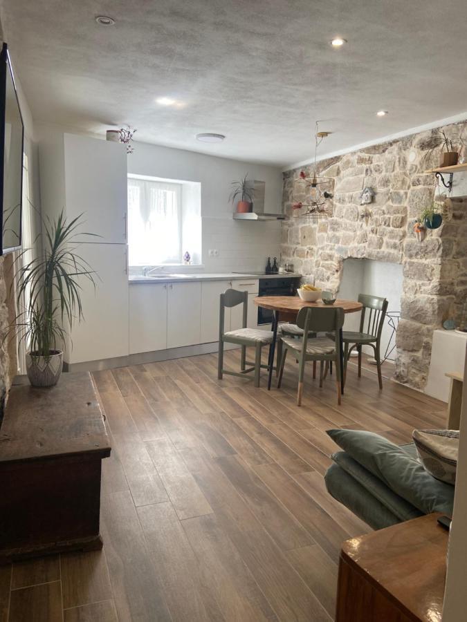 Apartman Oleandar Kastela Dış mekan fotoğraf