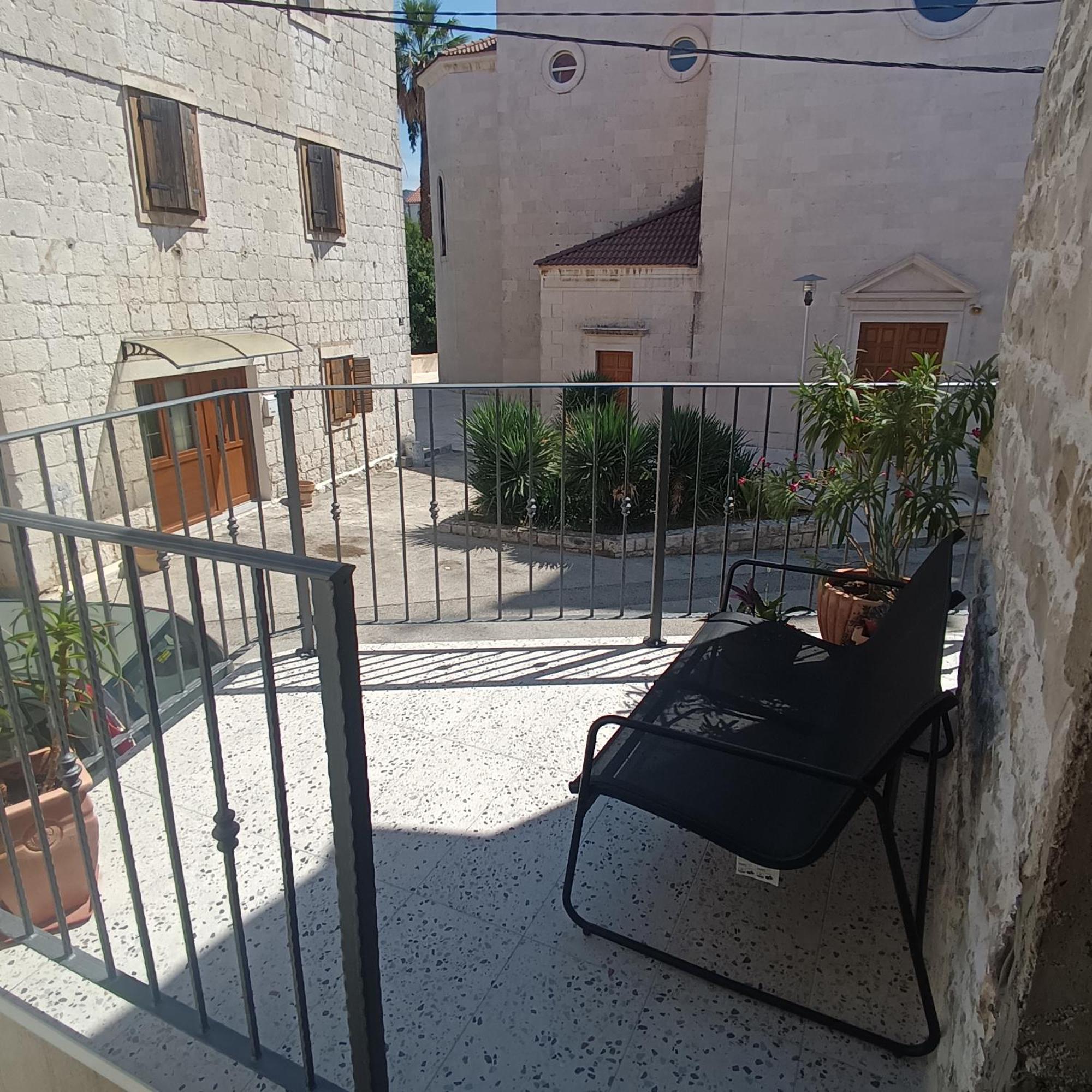 Apartman Oleandar Kastela Dış mekan fotoğraf